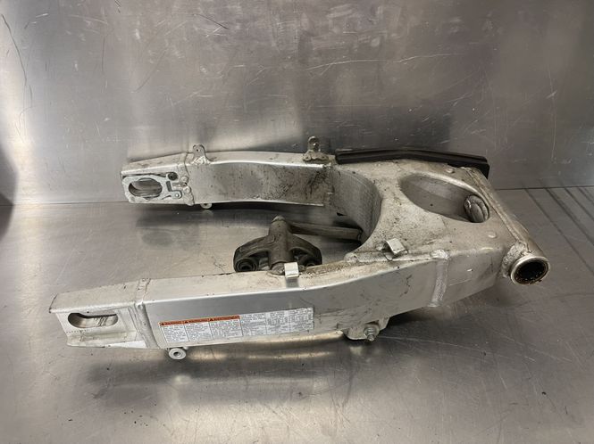 Hovedbilde Yamaha R6 1999-2002 Baksving