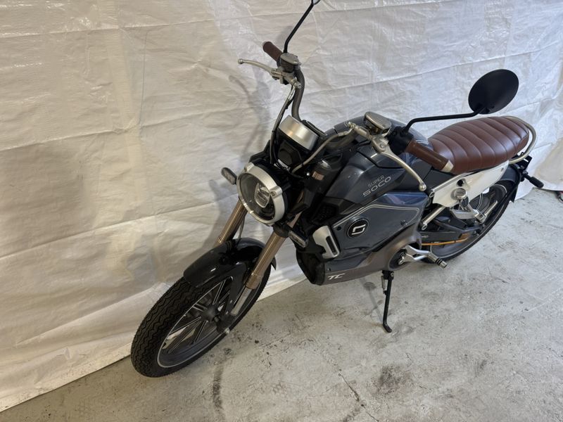 Super Soco TC 2020 EL moped