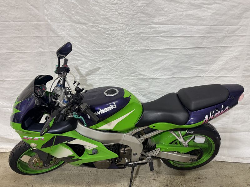 Kawasaki Ninja ZX-6R 