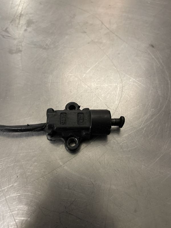 Triumph Tiger 800 2015 Sensor sidestøtte 