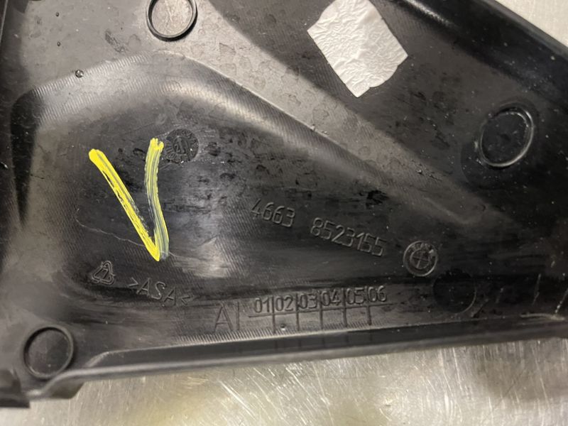BMW R1250 GSA 2021 Deksel batteri