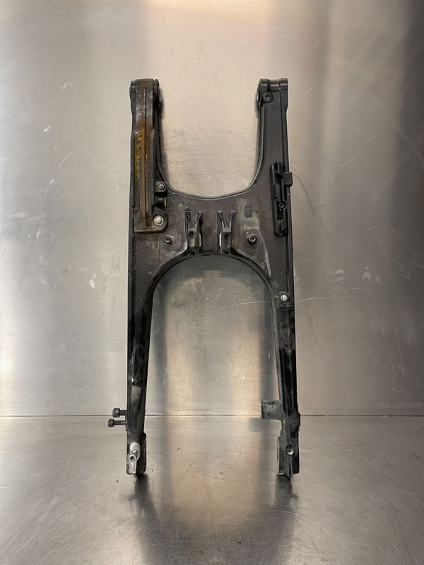 Husqvarna Svartpilen 401 2023 Baksving