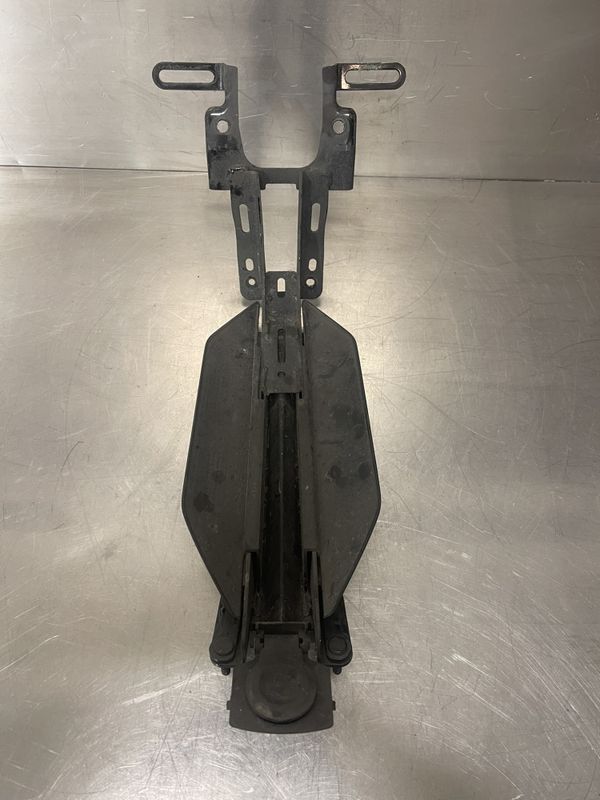 Yamaha MT125 2020-2025 Skiltholder brakett