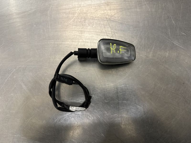 Ducati Scrambler 800 2019 Cafe Racer Blinklys foran 