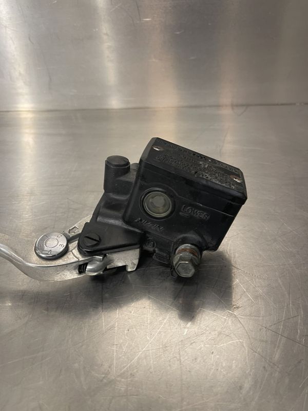 Yamaha FZS 600 Fazer 2002 Bremsepumpe frambrems 