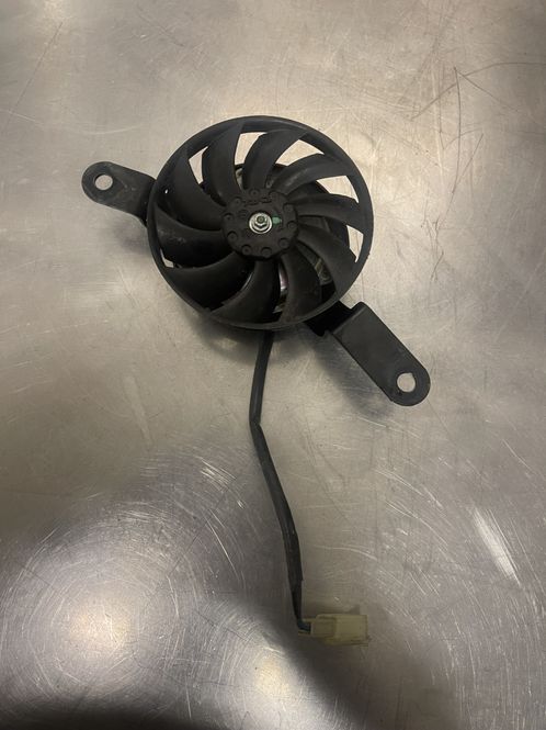 Hovedbilde Honda CBR 125 2015 Kjølevifte radiator 