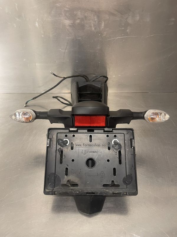 Yamaha FZ8-S 2014 Skiltholder m/blinklys