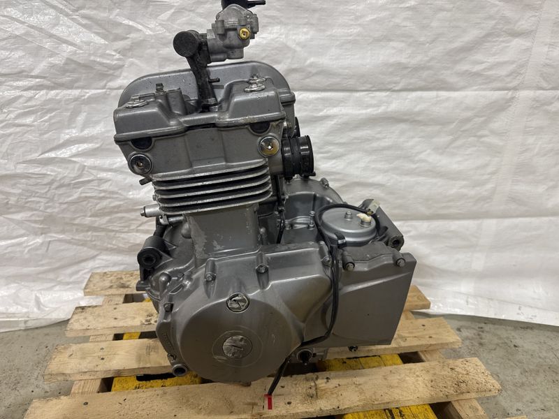 Kawasaki ER5 2001 Motor