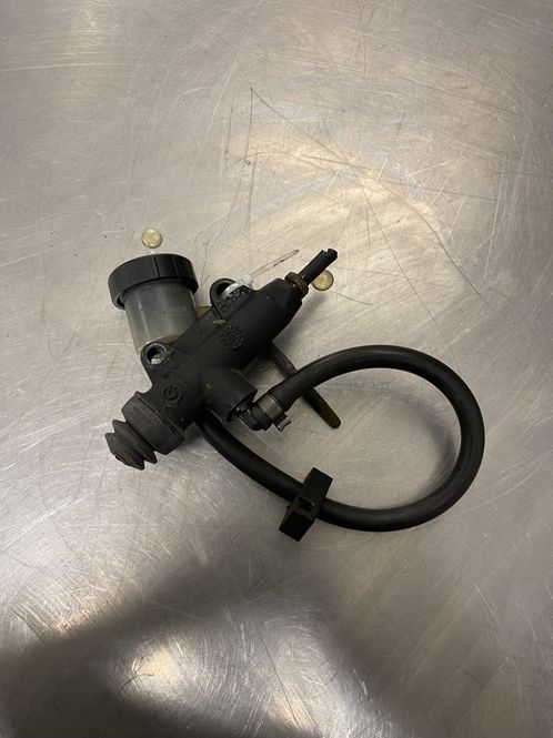 Hovedbilde BMW F650 CS 2002 Bremsepumpe bak 