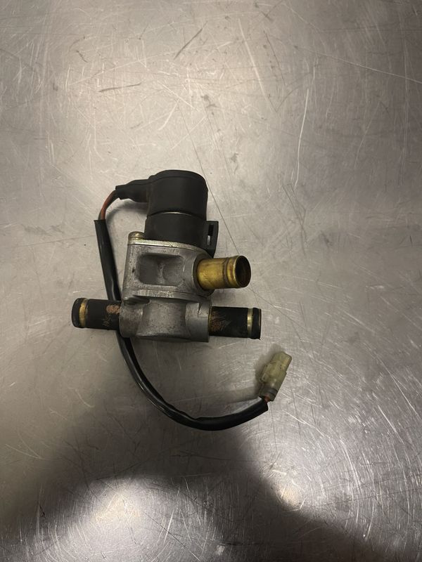 Honda VFR 800 2002 Luftregulator 