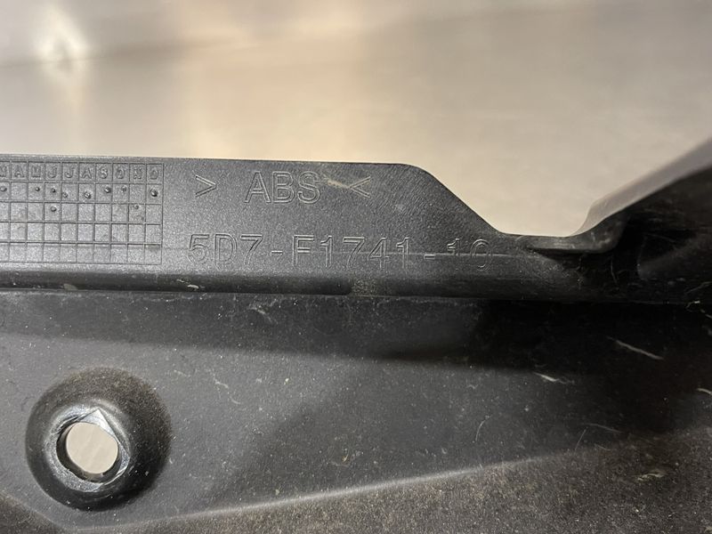 Yamaha MT 125 2015-2019 Kåpe bakre høyre