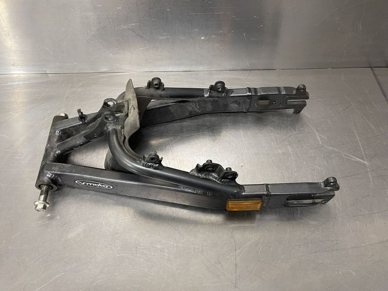 Super Soco TC 2020 Baksving
