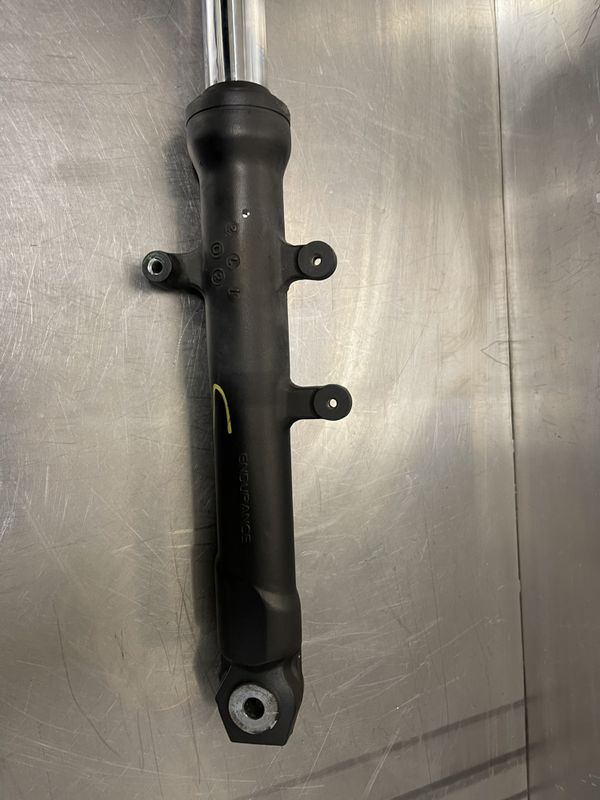 Kawasaki Z125 2021 Gaffelbein venstre