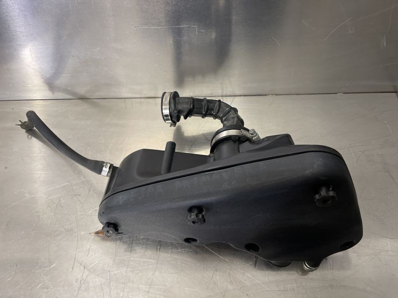 Vespa Primavera 50 4T Luftfilterboks