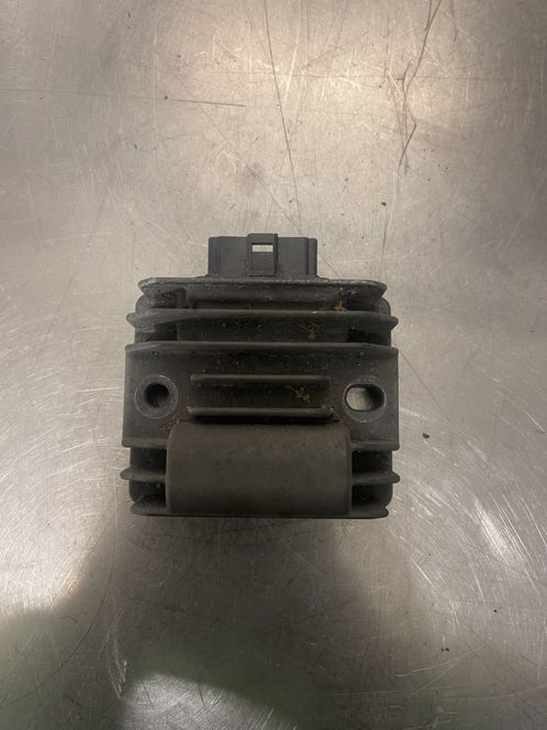 Hovedbilde Yamaha MT125 2020-2025 Spenningsregulator 