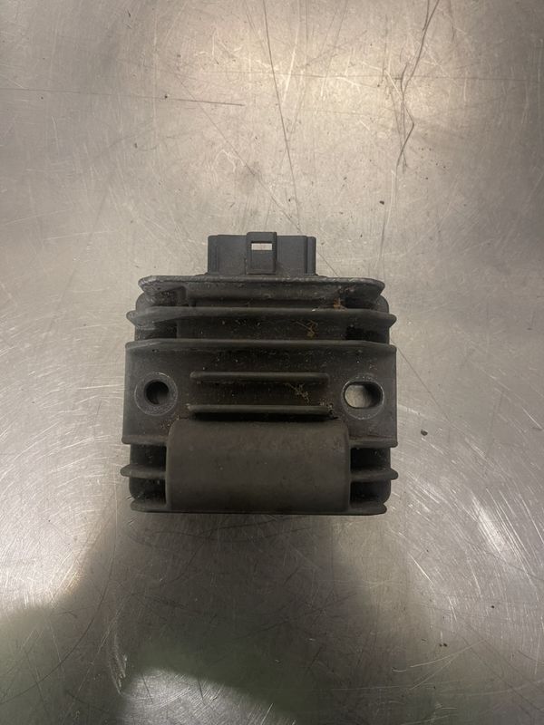 Yamaha MT125 2020-2025 Spenningsregulator 