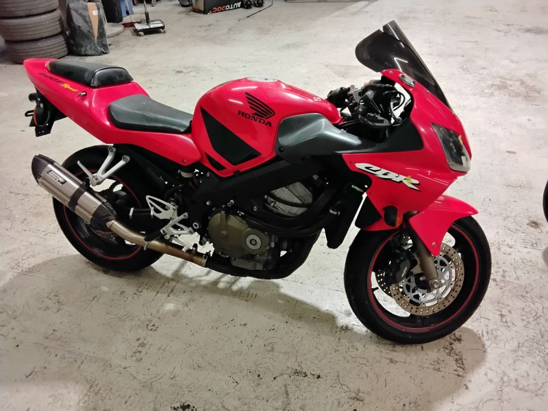 Honda CBR 600 F4 2004