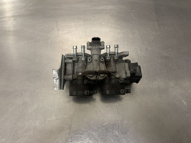 Honda CBR 500 R 2018 Gasspjeld